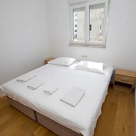 Brand New Vano Makarska